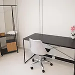 Alicante Beach Hostel *