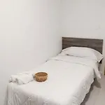 Alicante Beach Hostel Gasthuis *