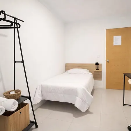 Alicante Beach Hostel * 阿利坎特