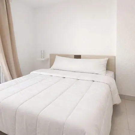Alicante Beach Hostel