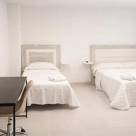 招待所 Alicante Beach Hostel