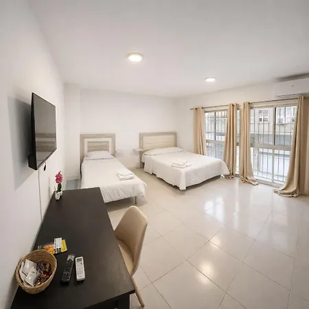 Gæstehus Alicante Beach Hostel *