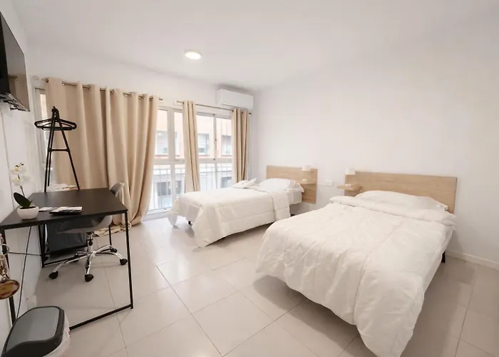 Alicante Beach Hostel