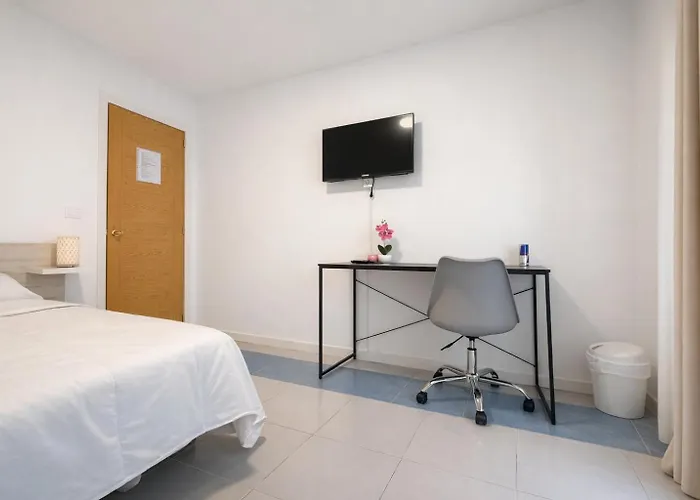 Alicante Beach Hostel