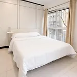 Alicante Beach Hostel Gasthof