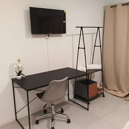 בית הארחה Alicante Beach Hostel אליקאנטה