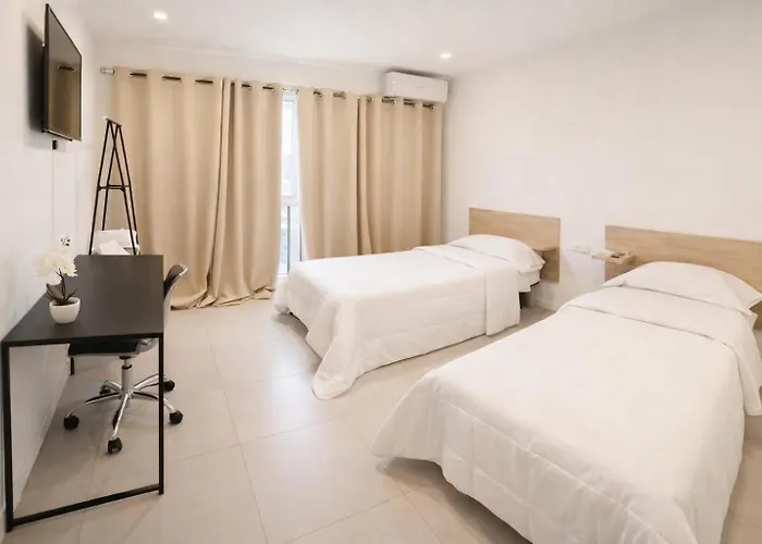 招待所 Alicante Beach Hostel 阿利坎特